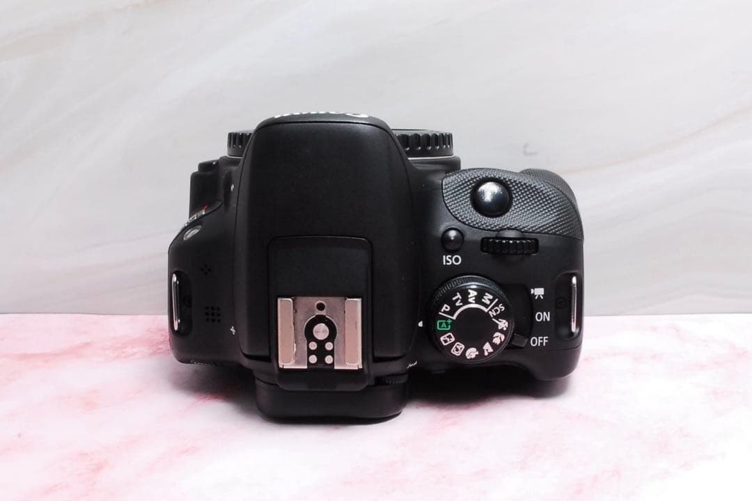 超軽量✨持ち運びにも便利✨Canon Kiss X7✨旅行にも最適✨