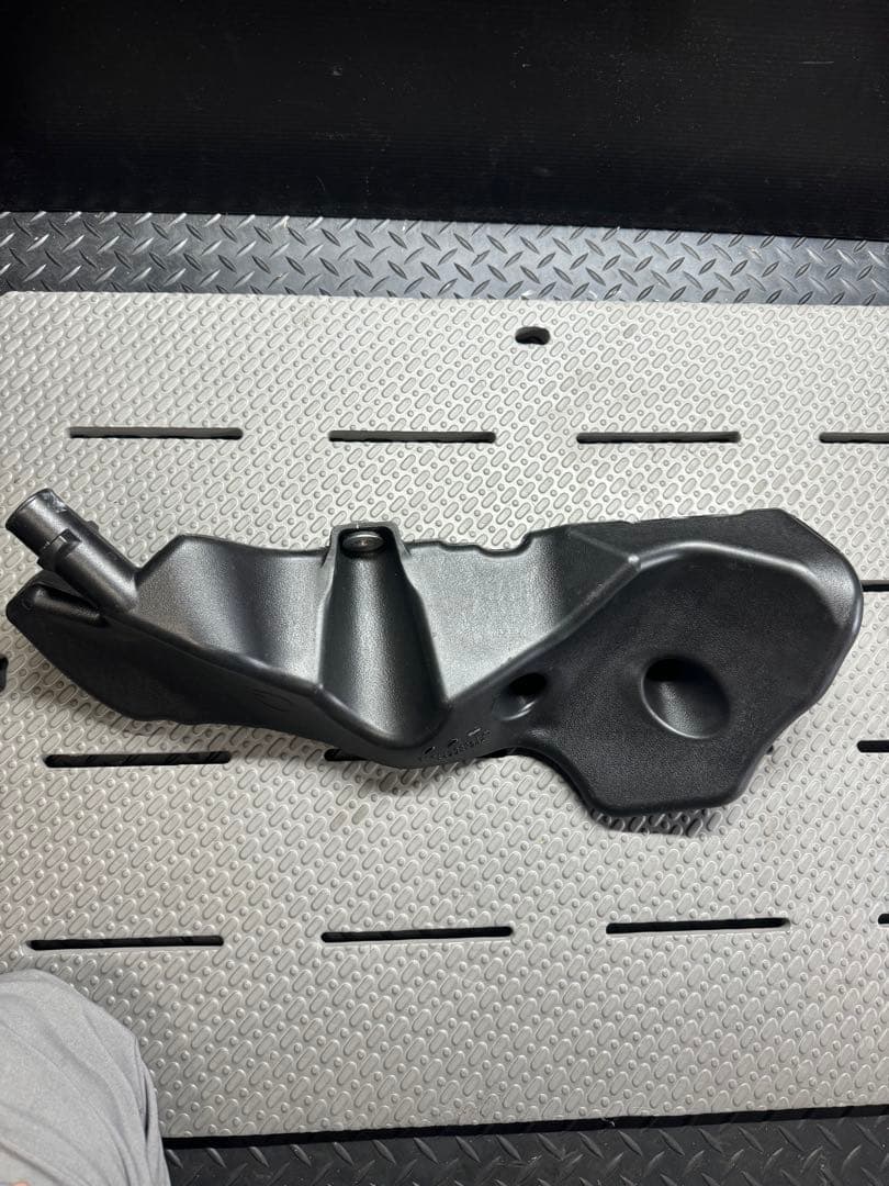 ハイエース 4WD ローダウン戻し部品 足廻り