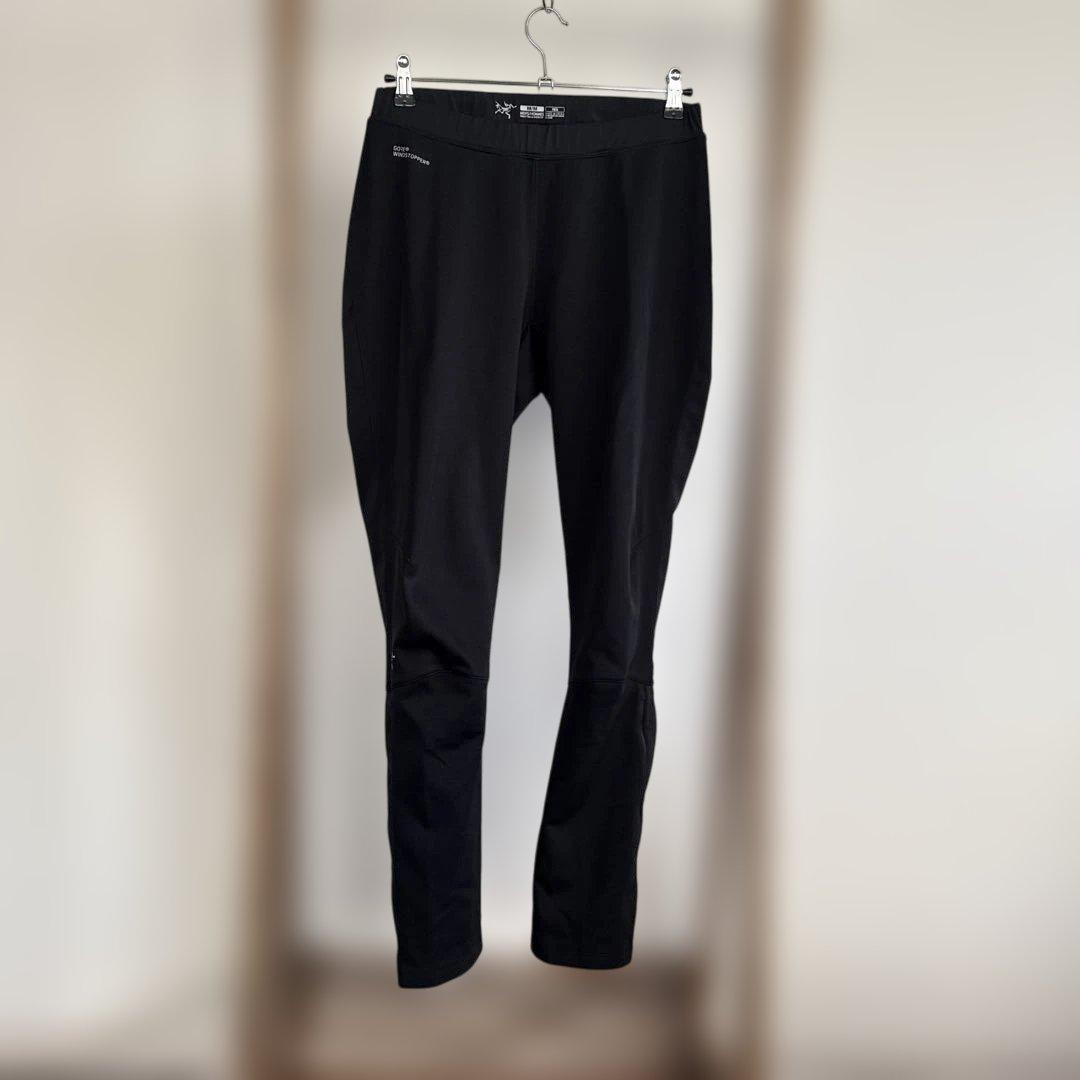 アークテリクス　GORE WINDSTOPPER ブラック ボトムス Mサイズ