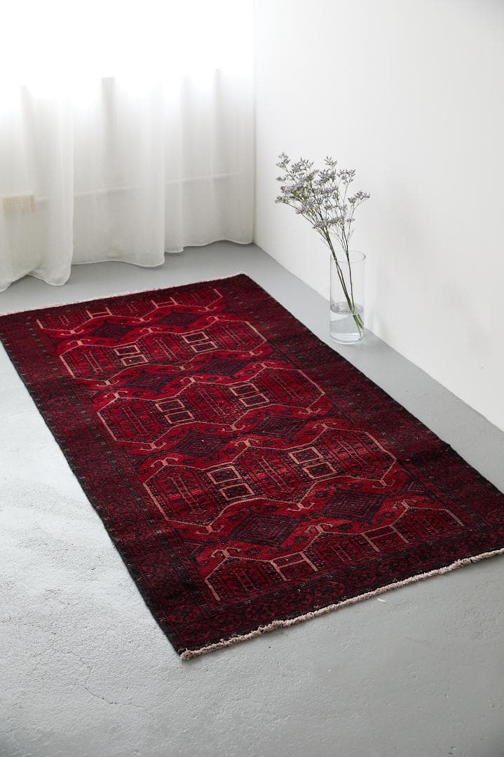 ヴィンテージラグ　ペルシャ絨毯　トライバルラグ　（193×102cm）赤　黒