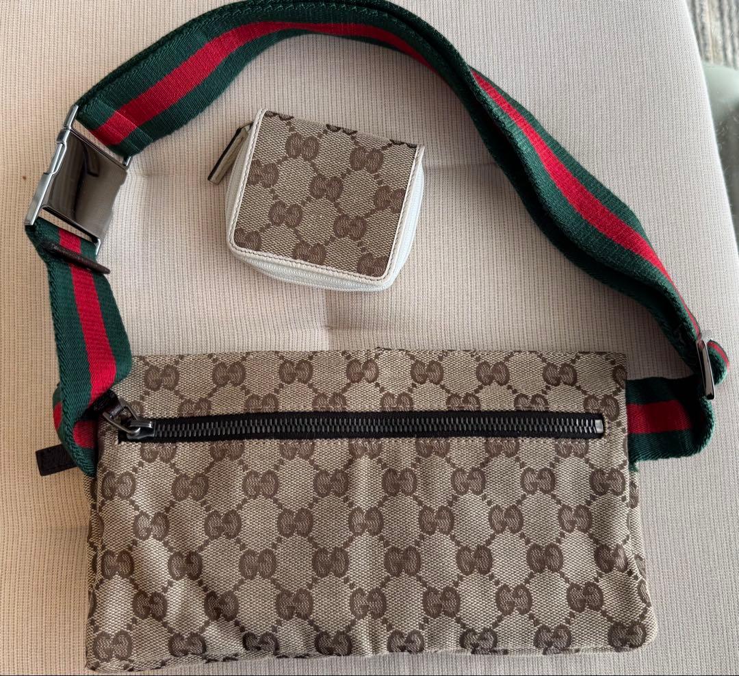 美品 GUCCI ボディバッグ・ウエストポーチ ケース付き！