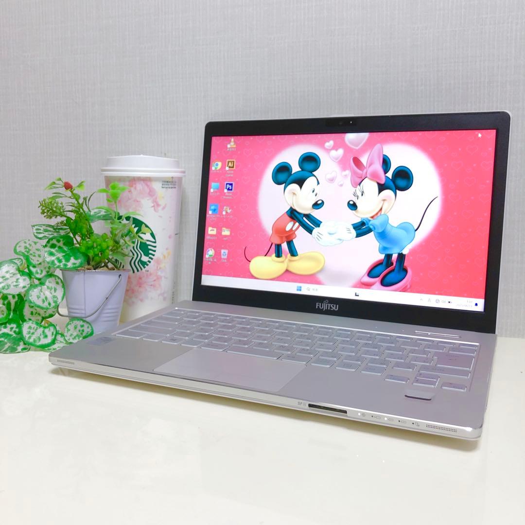 美品、タッチパネル、国産、高速SSD、Win11、イラレ、オフィス2021