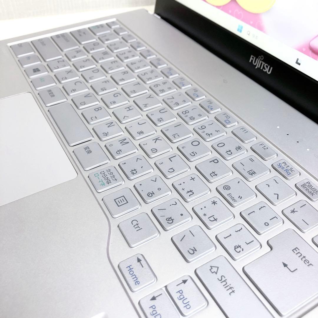 美品、タッチパネル、国産、高速SSD、Win11、イラレ、オフィス2021