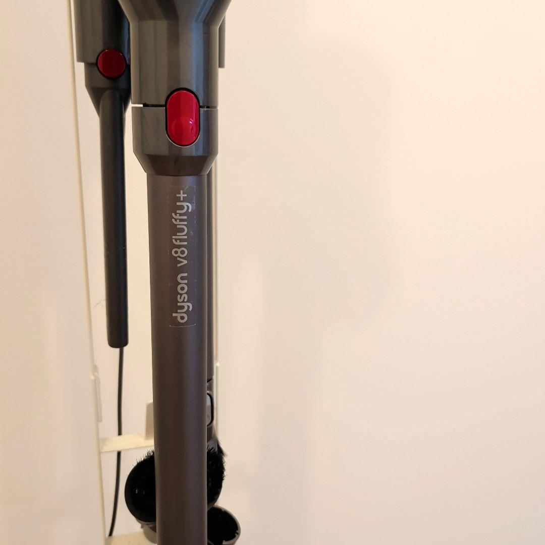 【バッテリー交換必要】ダイソン 掃除機（dyson V8 fluffy+）
