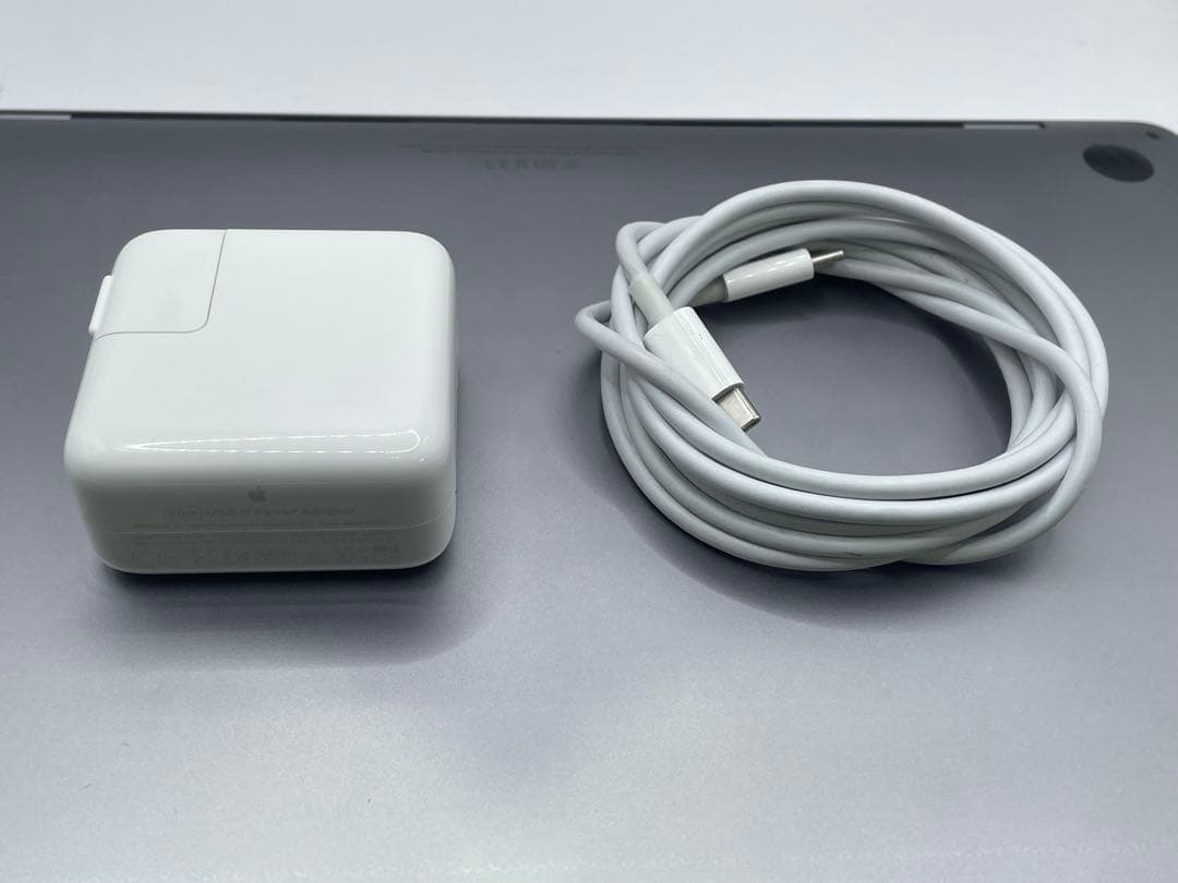 MacBook Pro 13インチ M1 2020 8GB/256GB