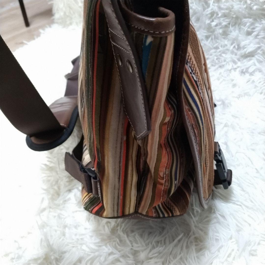 美品　ポールスミス　メッセンジャーバッグ　マルチストライプ　レザー　大容量