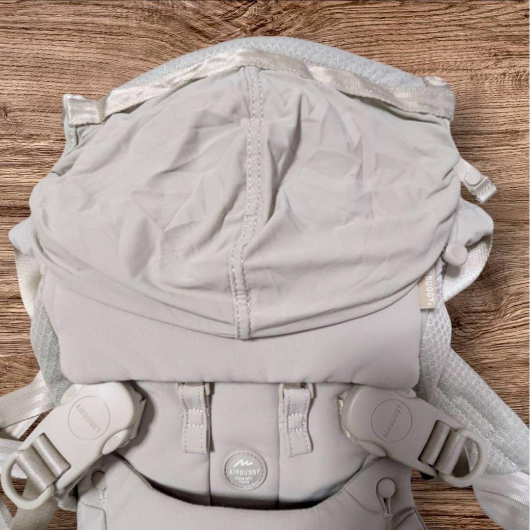 ✨美品✨ エアバギー　Airbuggy ベビーキャリア　抱っこ紐　よだれカバー付