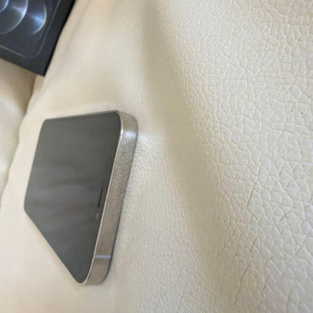 Apple iPhone 12pro 本体 シルバー 箱付き