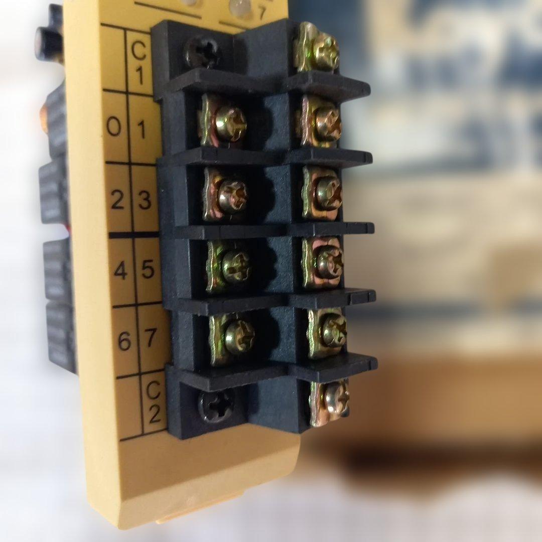 Koyo E-01T リレー出力モジュール