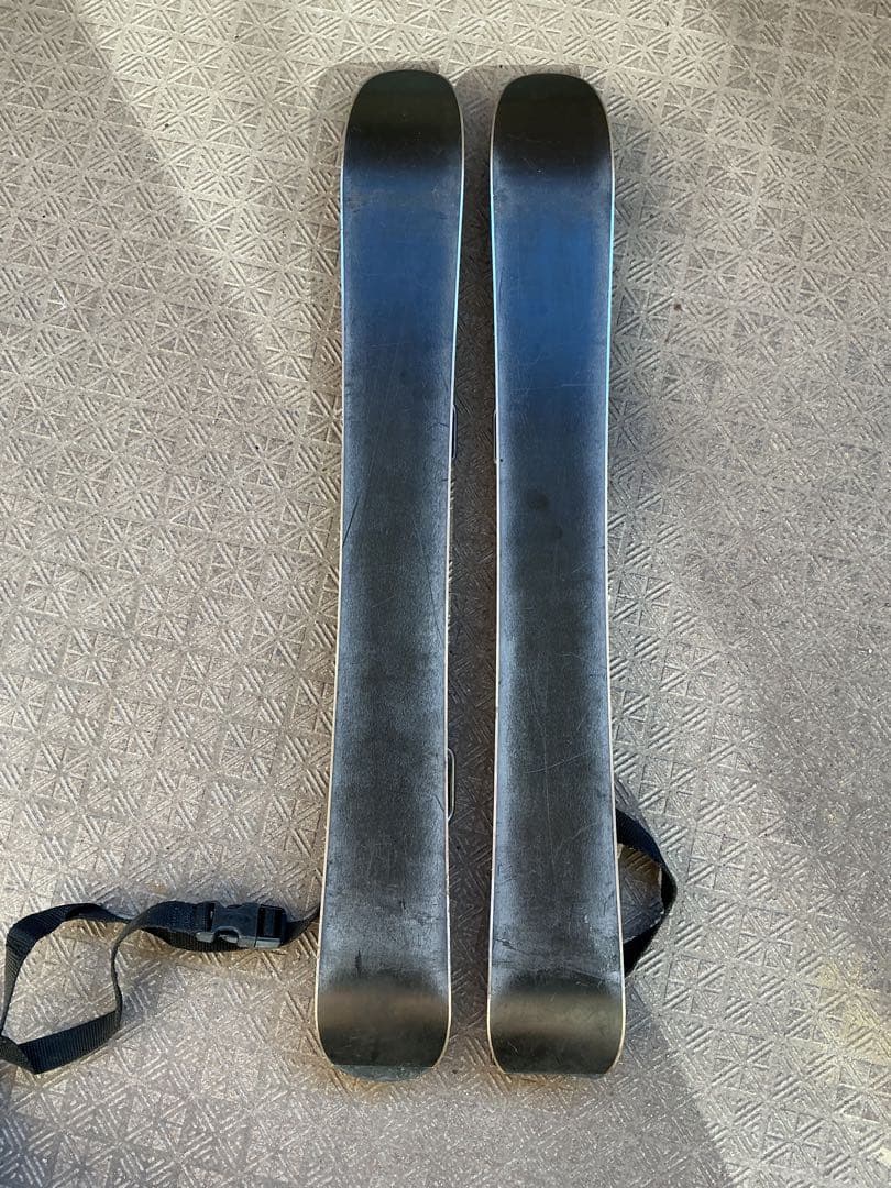 お買い得！Salomon SB8 ショートスキー2セット　カバー　おまけつき！