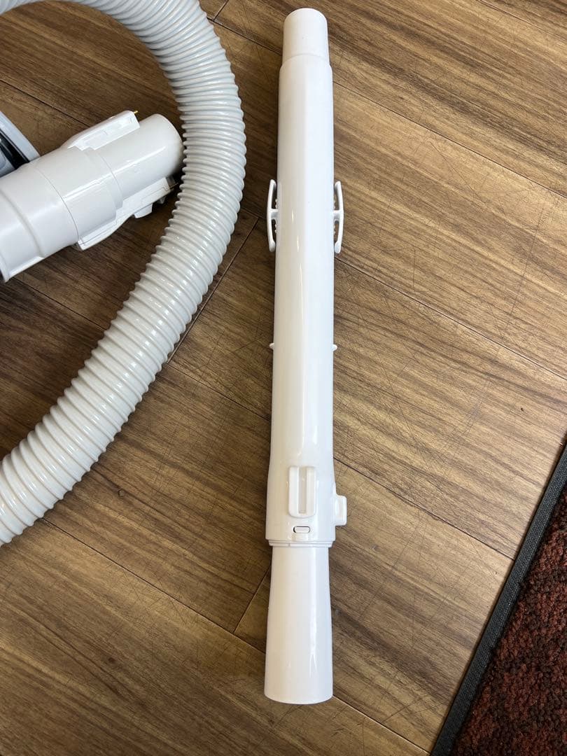 日立キャニスター掃除機紙パック式 CV-KV70L-W(2024年製)