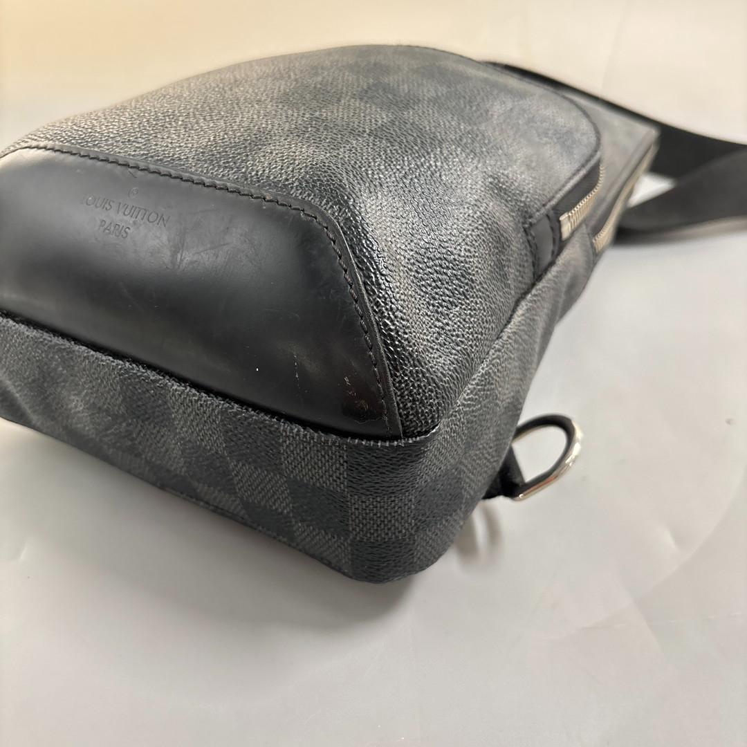 極美品 ルイヴィトン ダミエグラフィット アヴェニュー スリングバッグ ブラック