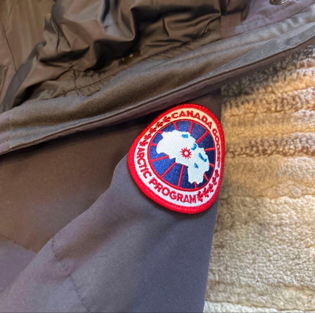 【美品】  レディースダウンジャケット　マッケンジー