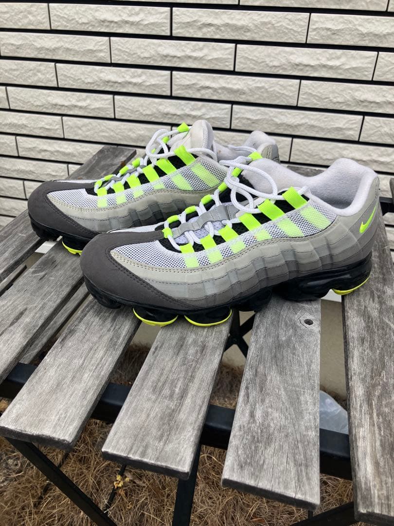 ロペス！NIKEナイキヴェイパーマックスエアマックス95レトロイエロー