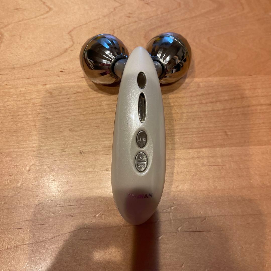 ボディローラー ホワイト 美顔用品