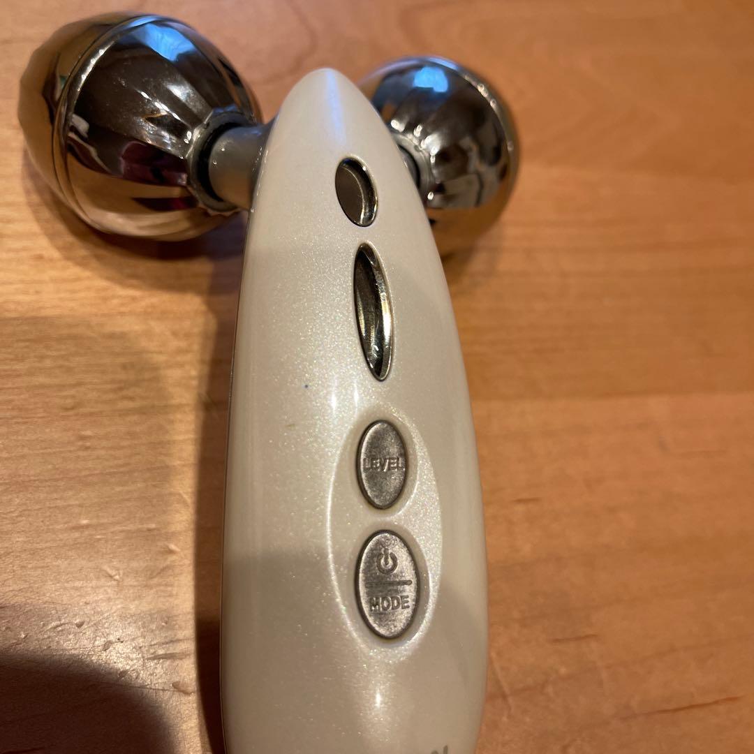 ボディローラー ホワイト 美顔用品