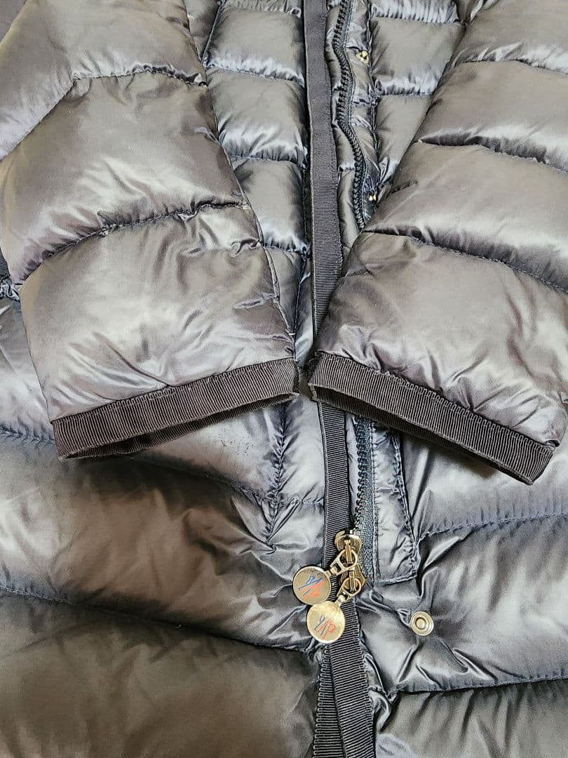 定価35万円■正規MONCLER■ＨＥＲＭＩＮＥ　ダウンコート　00