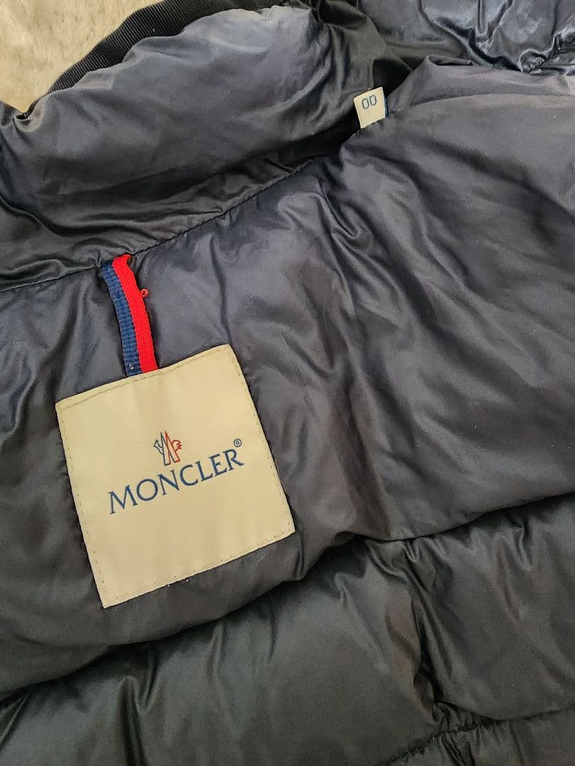 定価35万円■正規MONCLER■ＨＥＲＭＩＮＥ　ダウンコート　00