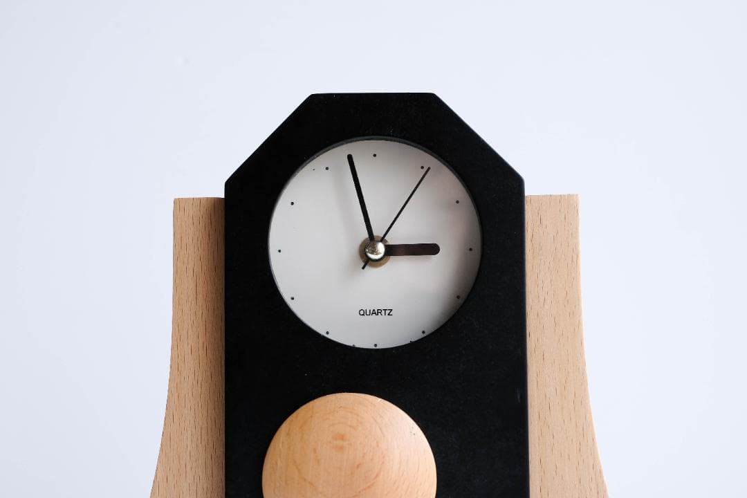 置き時計　振り子時計　ポストモダン　ミッドセンチュリー　スペースエイジ