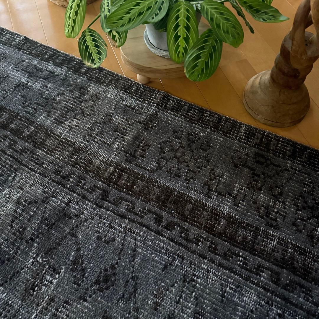 69×124ダークグレイ　オーバーダイ　ボタニカル　トルコヴィンテージラグ