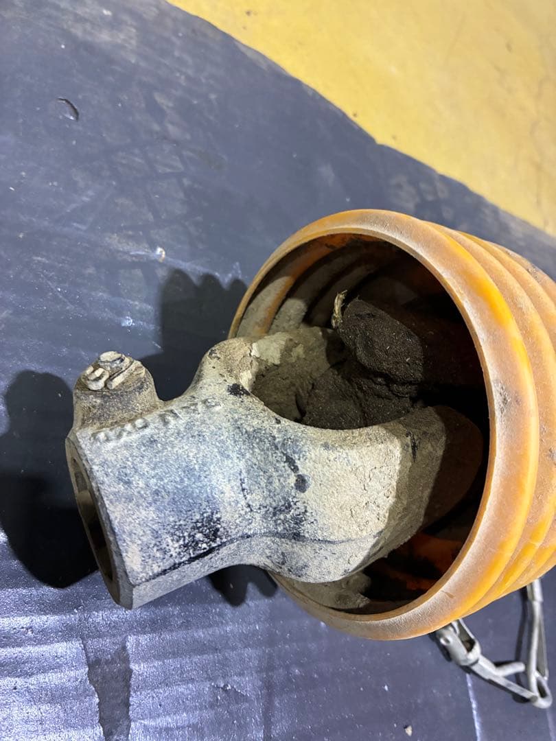 トラクターユニバーサルジョイント