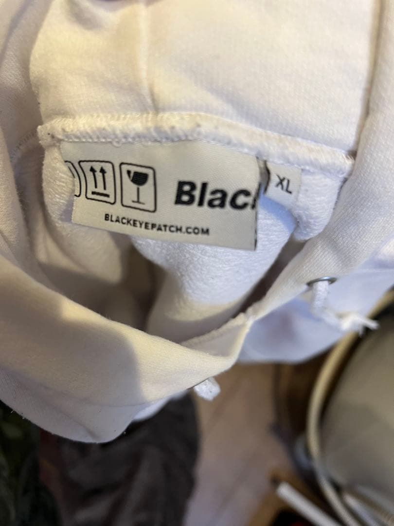 The Black Eyed Peas フード付きスウェットシャツ 取扱注意