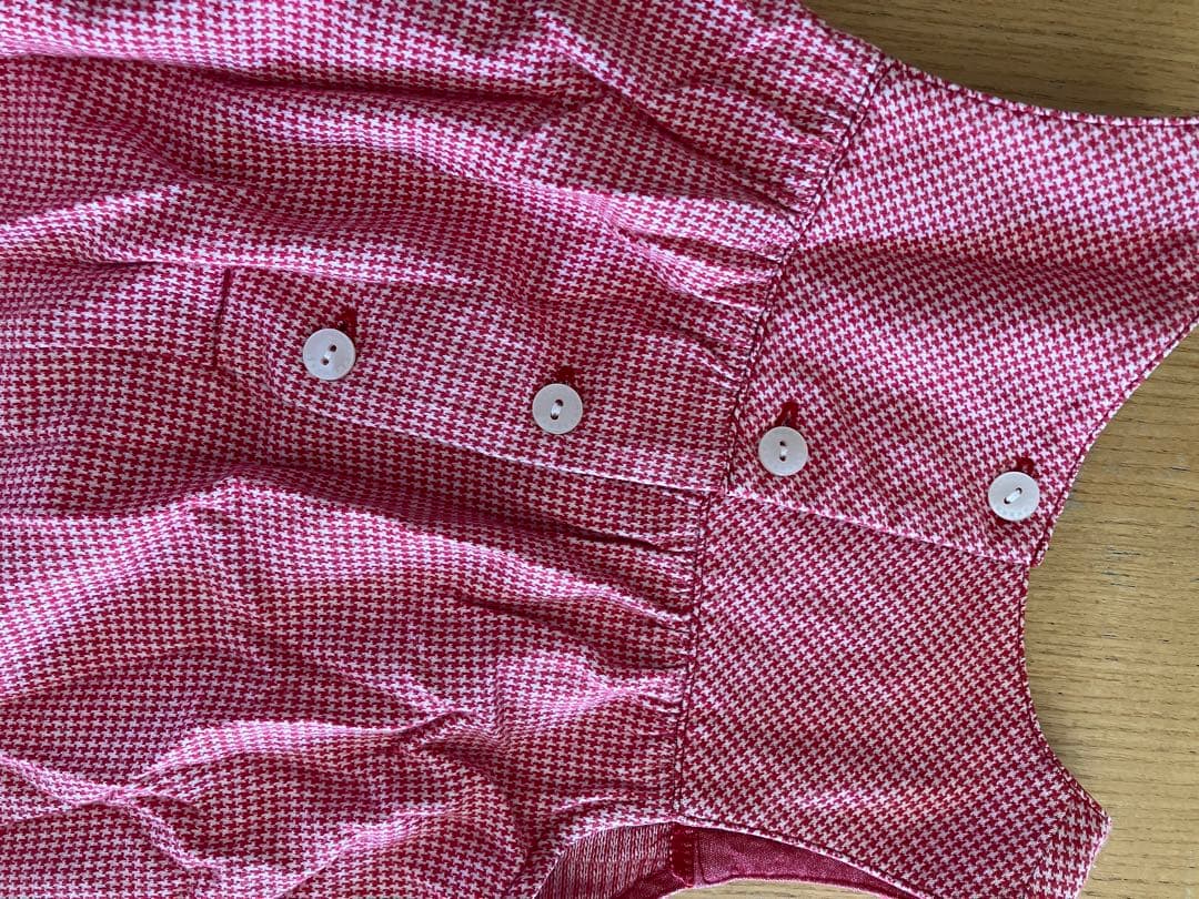 赤いベビー服6点セット　女の子ワンピースベスト帽子