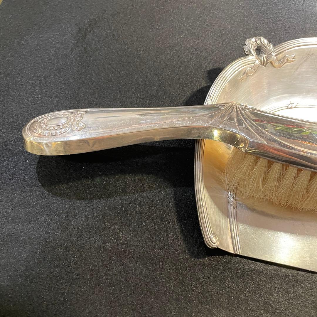 アンティーク シルバープレート ブラシとちり取り ダストパン 卓上用 リボン装飾