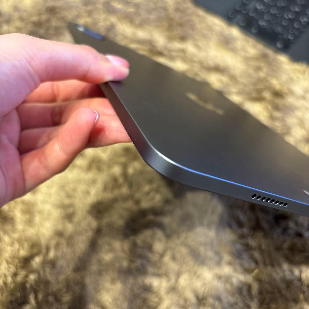 大幅値下バッテリー最大98% 超美品 iPad pro マジックキーボード付き