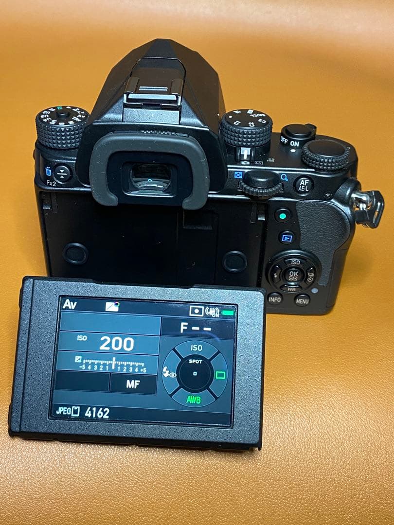 PENTAX KP デジタル一眼レフカメラ 本体