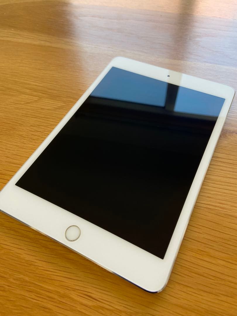 iPad本体 iPad mini 4 128GB wifi+cellular