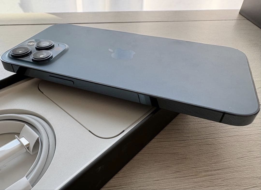 iPhone 12 Pro Max 256GB パシフィックブルー SIMフリー