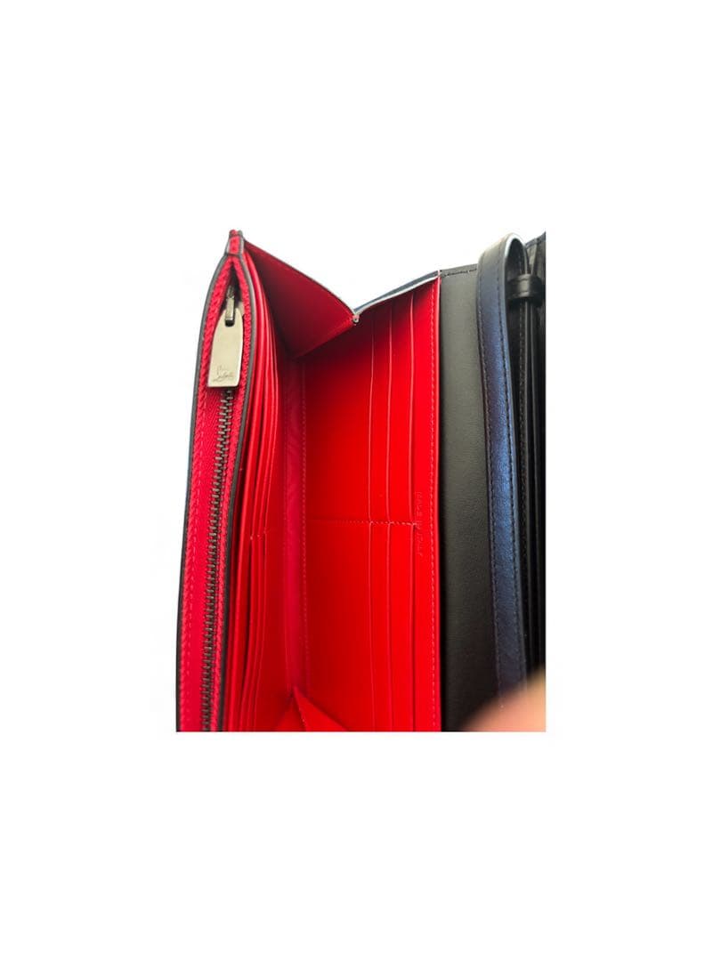 新品に近い　クリスチャン ルブタン マカロン スパイク スタッズ 長財布