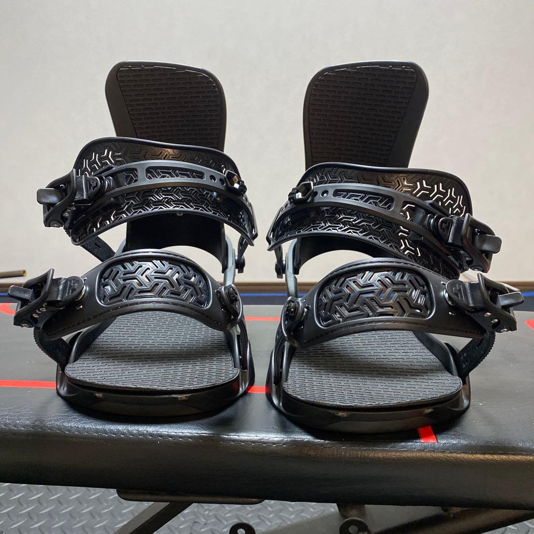 新品未使用！　24-25 UNION STR ブラック スノーボードビンディング