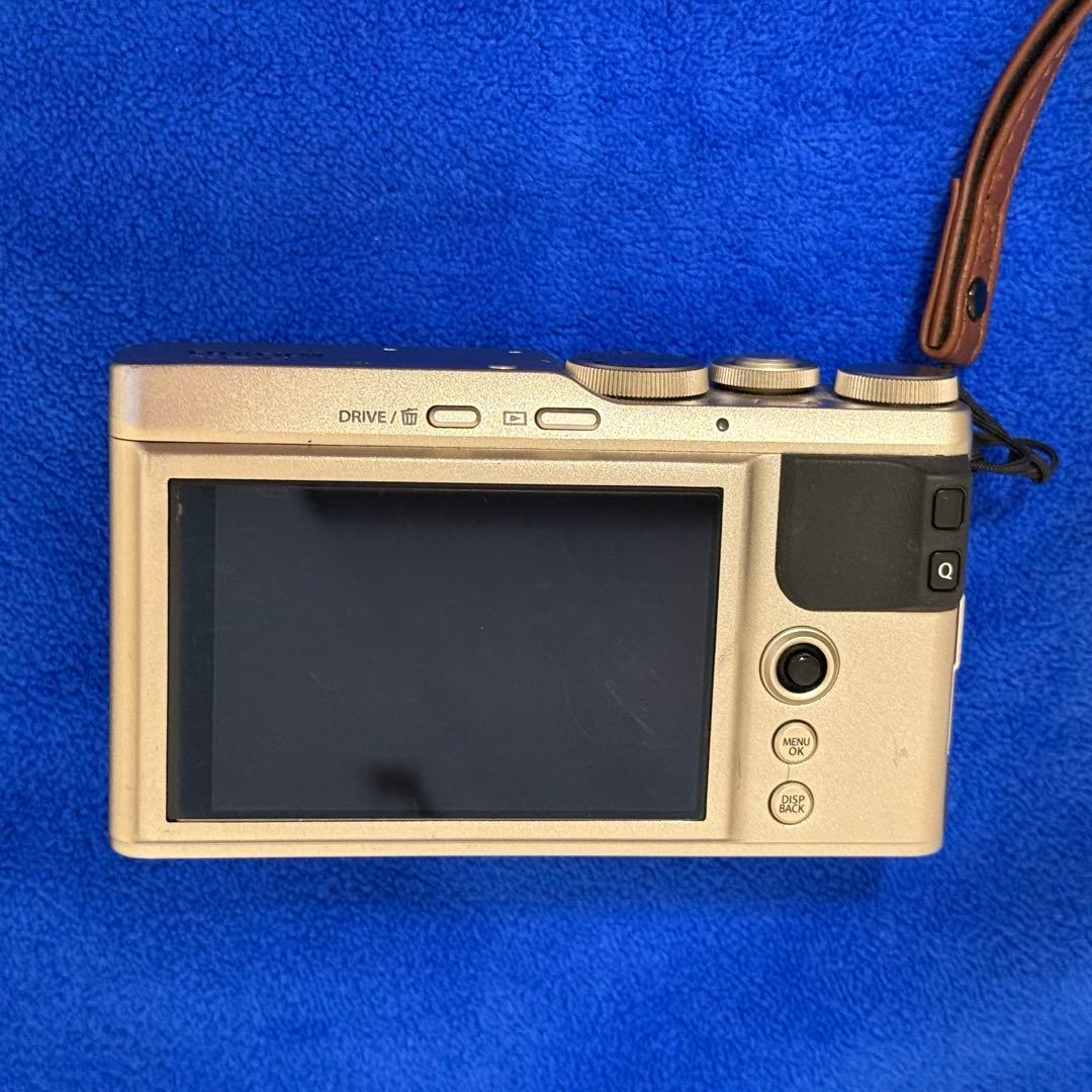 【新品同様】FUJIFILM XF10 ゴールド コンパクトデジタルカメラ