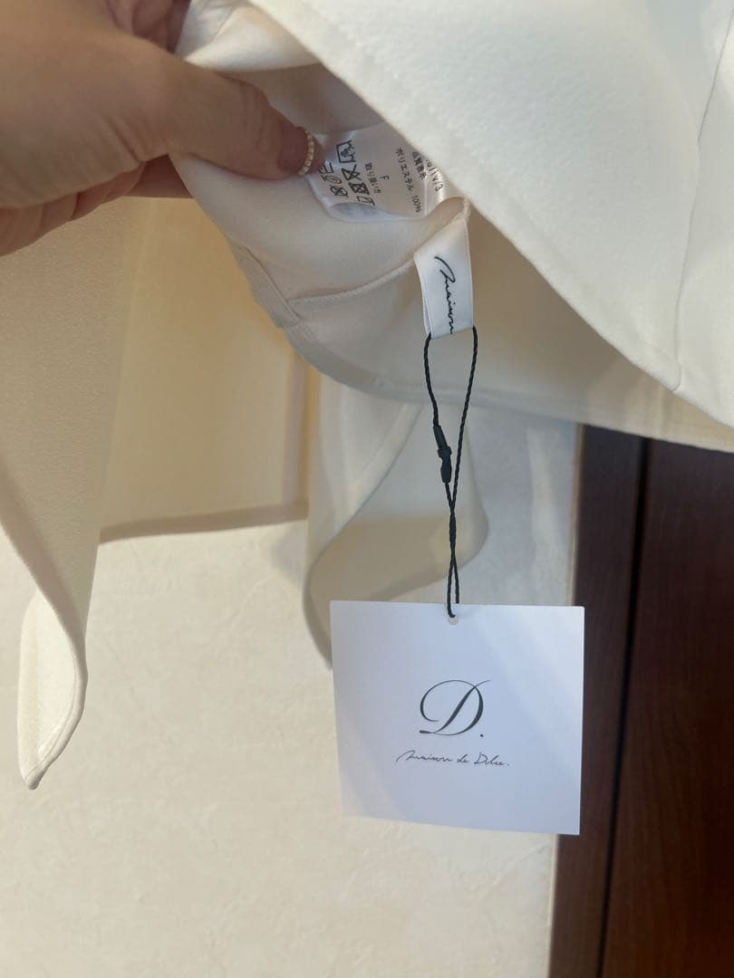 meison de dolce lily tops フレアスリーブトップス　白