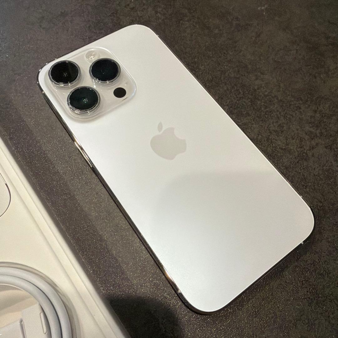 Apple iPhone 14 Pro シルバー 本体 512GB
