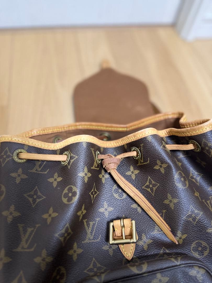 Louis Vuitton モンスリ