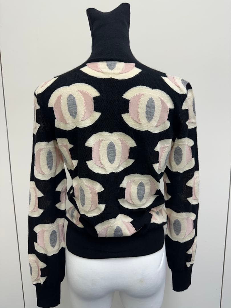CHANELココマークタートルニット