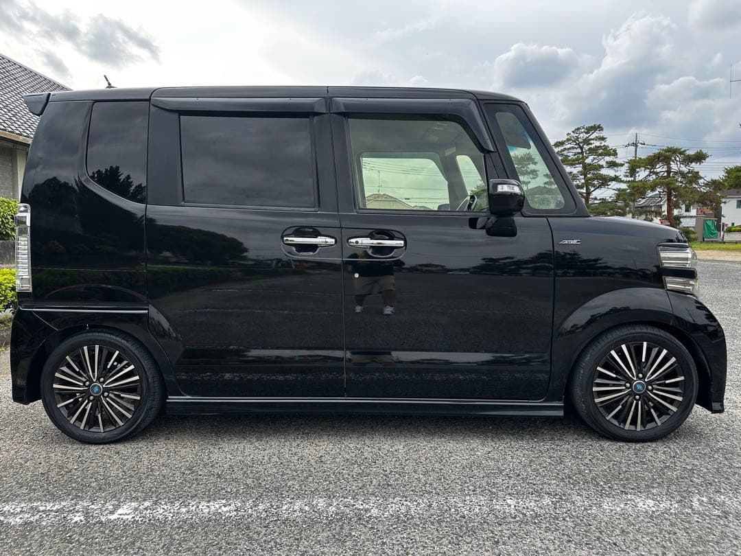 ホンダN-BOX カスタム⭐️G・ターボSSパッケージ⭐️車検2年付‼️綺麗‼️