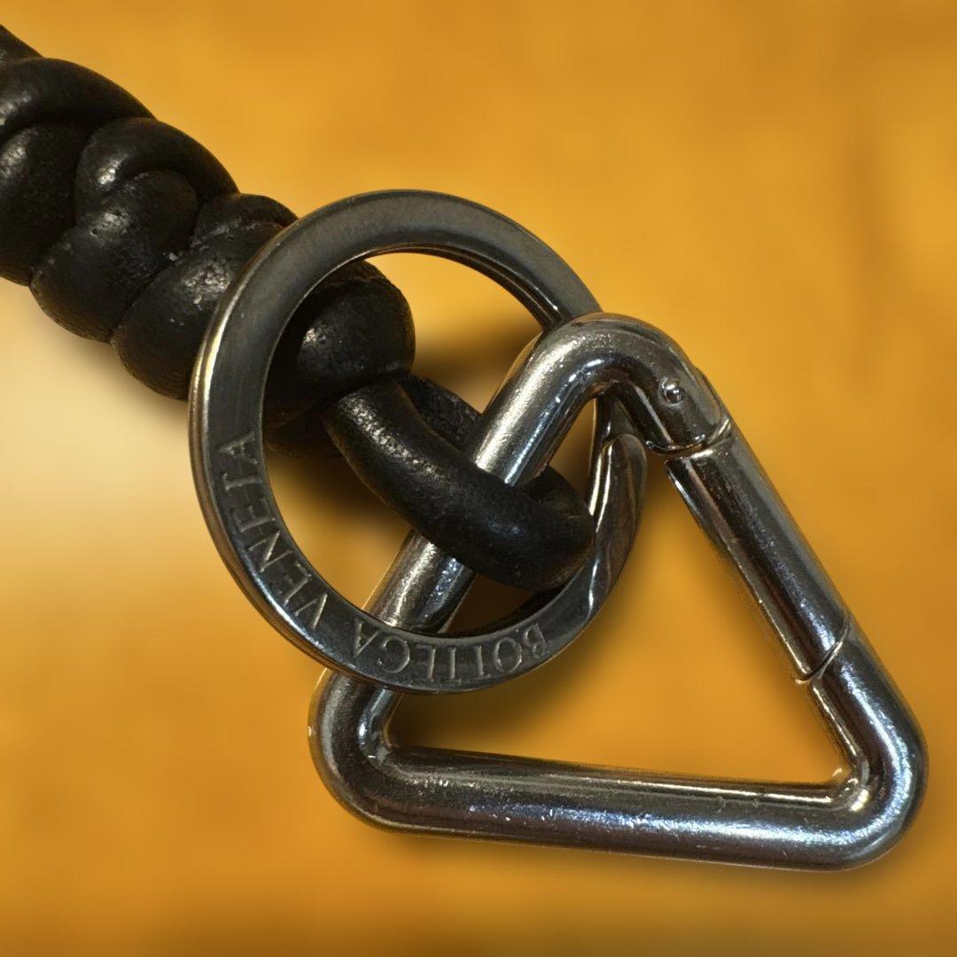 【ボッテガヴェネタ】トライアングル キーホルダー