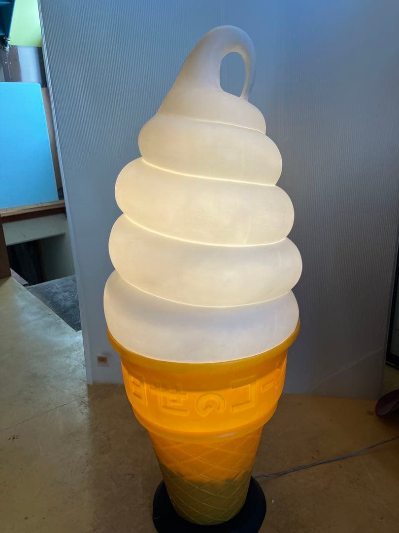 アイスクリームオブジェ LEDライト付き 大きめ
