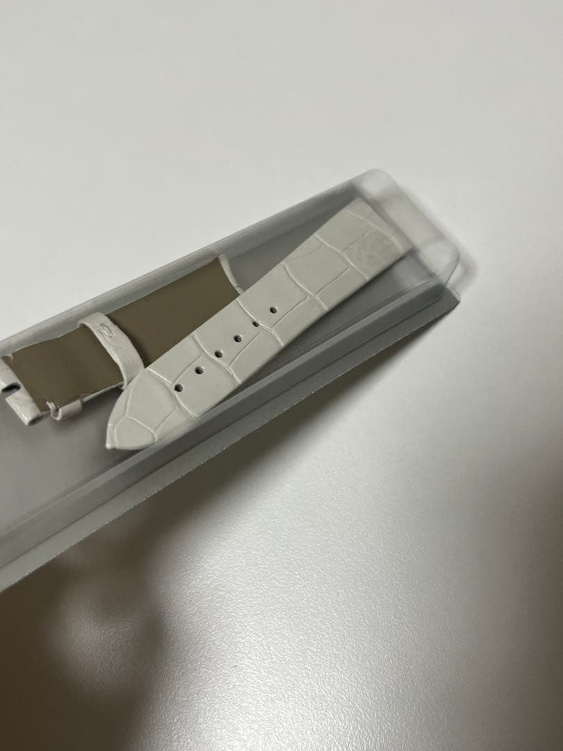 新品未開封　正規店　オーデマピゲ　ミレネリー　レディース　レザーベルト　ホワイト