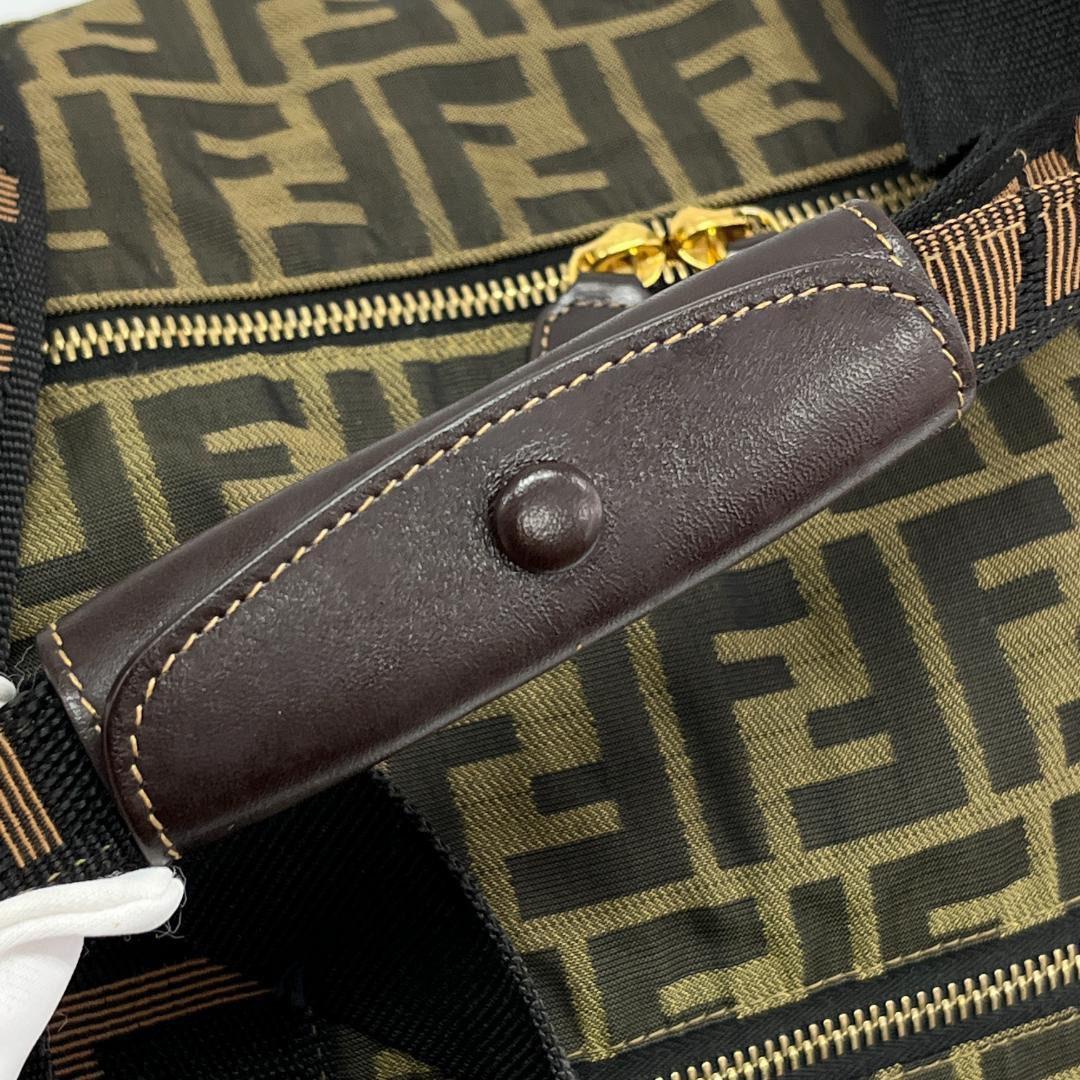 美品 FENDI フェンディ ボストンバッグ ズッカ 総柄 ロゴ 大容量 旅行