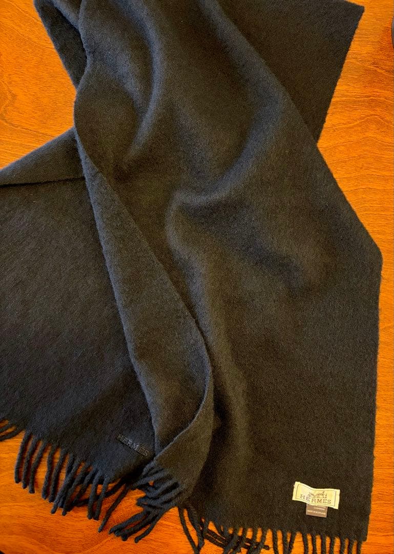 HERMES ブラックマフラー(カシミア100%)