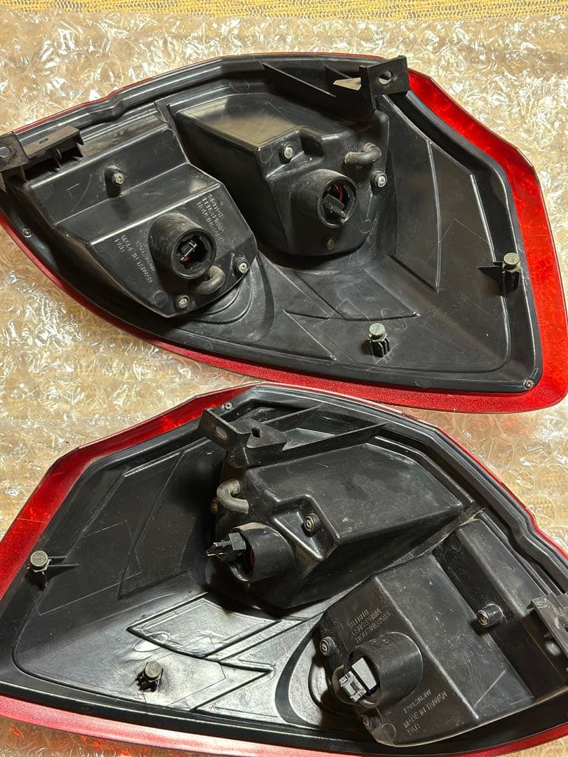 レガシィBP ヴァレンティ LEDテールランプ