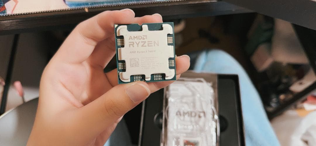 AMD Ryzen 5 7600X 6コア CPU