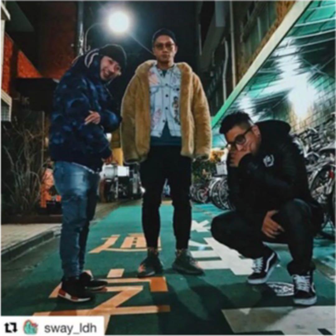 ジャケット・アウター GINRHYMES Boa Hoodie