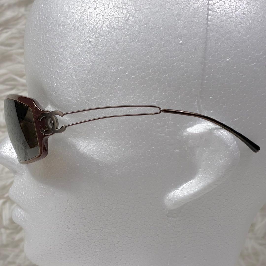 おしゃれ ★ シャネル ココマーク付き サングラス ブラウン レザーケース付き