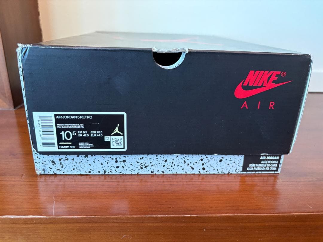 ナイキ エアジョーダン5 レトロ \"ファイアレッド\" 28.5cm